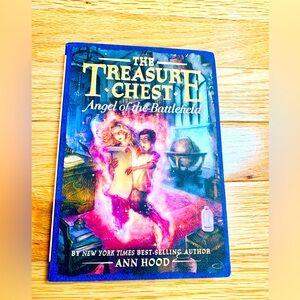 Angel of the Battlefield series: The Treasure Chest by Ann Hood chapter book